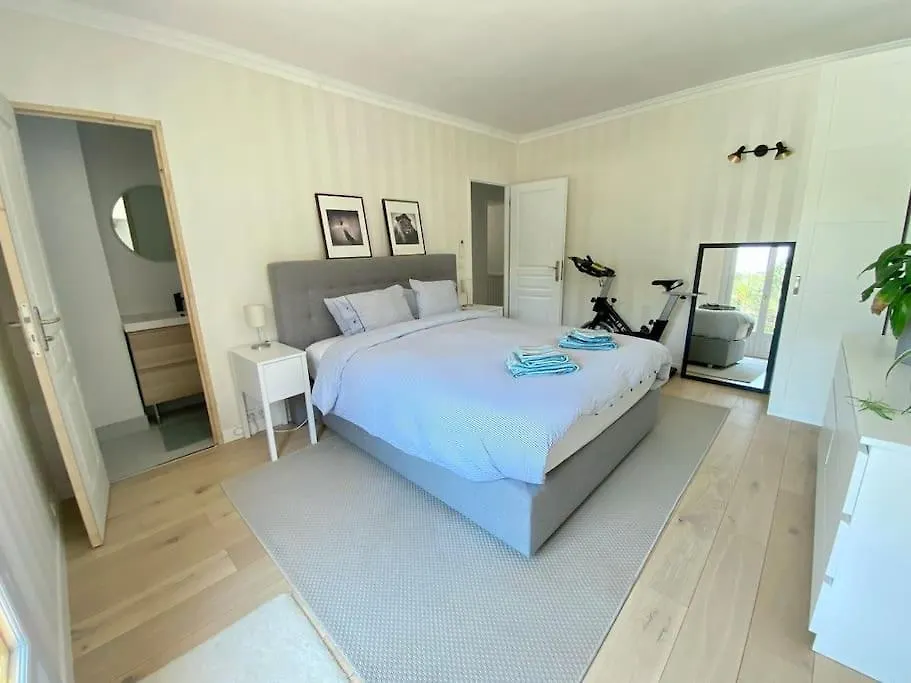 Family Villa With Pool And Ac In Antibes Frankrig